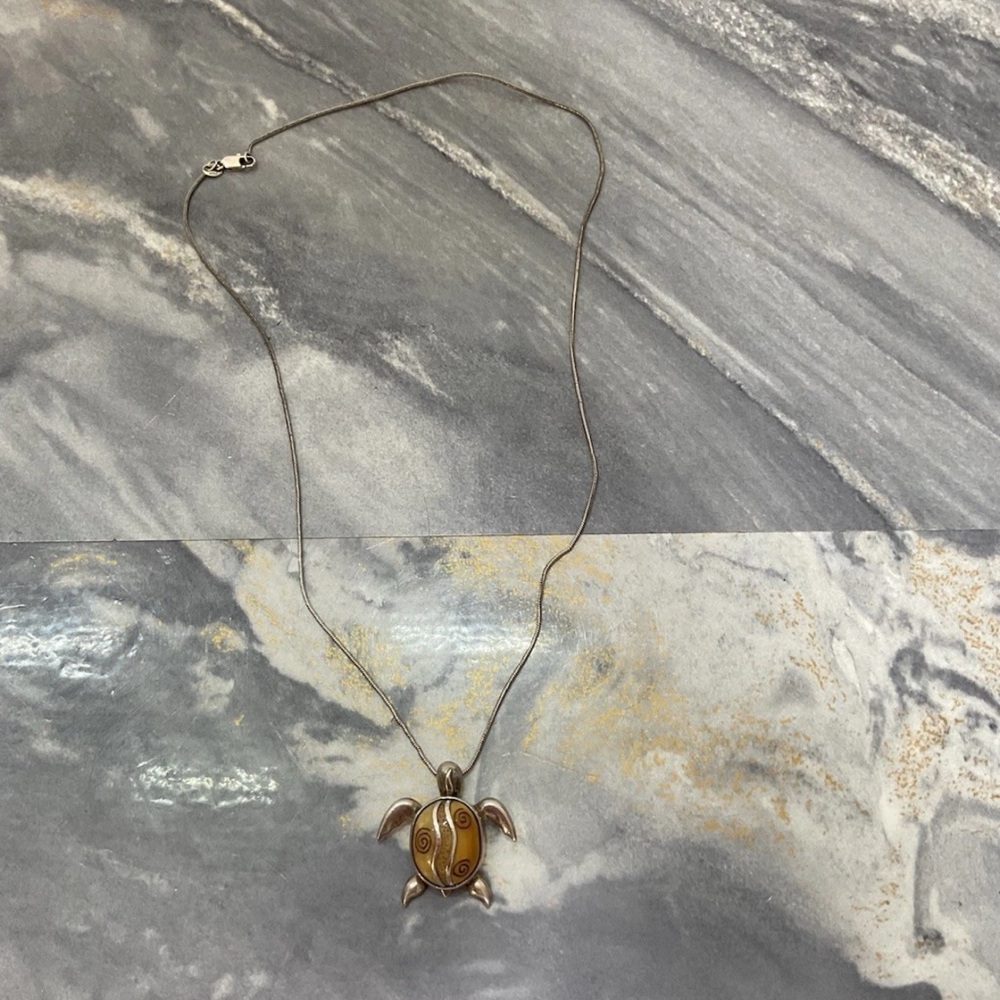 Sterling Silver Pendant Necklace by Zealandia Designs